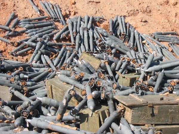 Loose ammunition at the ammunition supply point in western Karbala